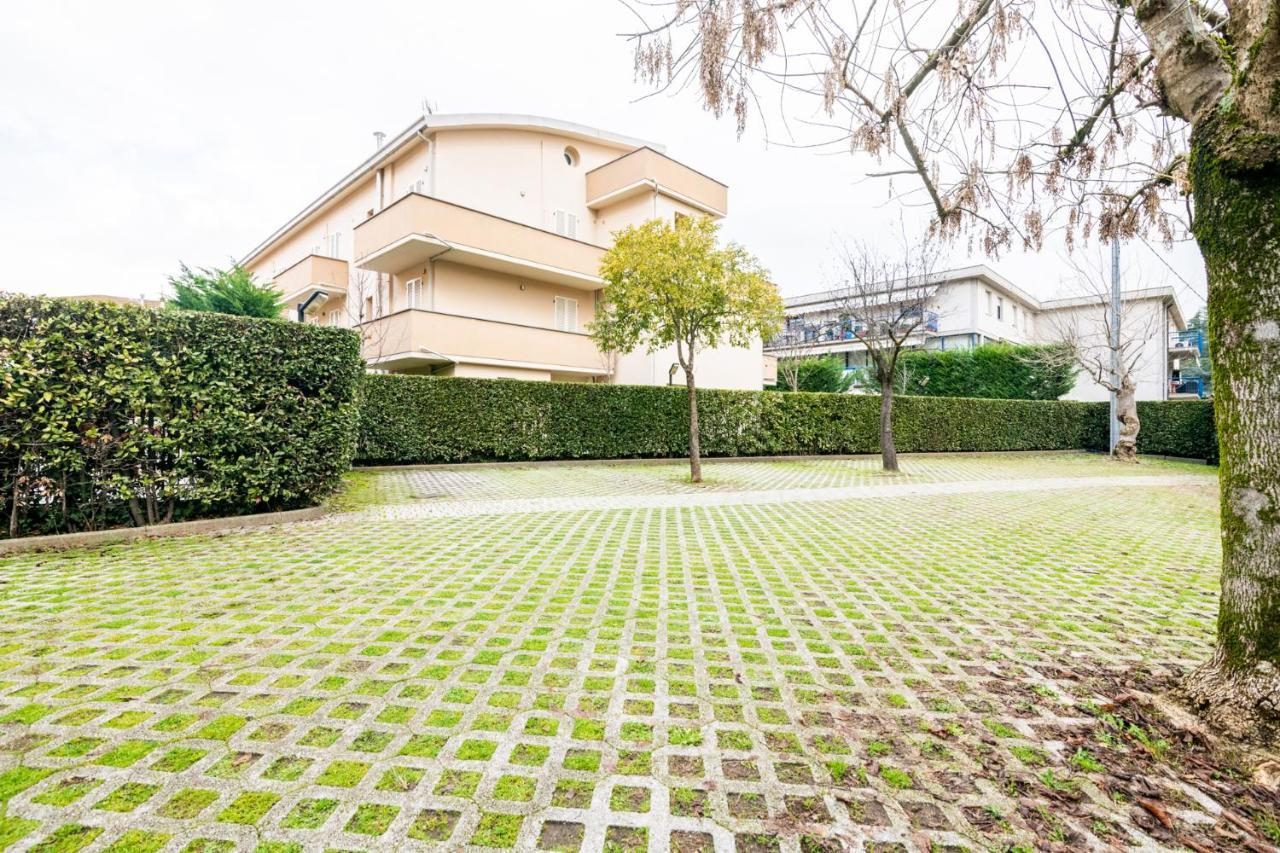 Appartamento Le Cornici Lucca Exterior photo